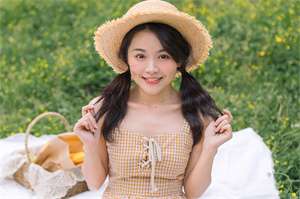 晚上的艺术装置与街头互动 晚上的艺术装置与街头互动